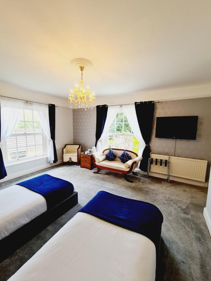 Beaufort Lodge - Central Location & Free Parking Taunton Exterior photo